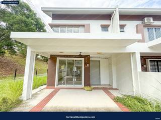 End Lot Cantik  atas Bukit : 2  tingkat Greenwood Cendana Salak Perdana Salak Tinggi — gambar 2