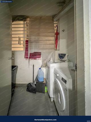 Easy Access to PLUS :Savanna Executive Suites at Southville City, Dengkil — gambar 2