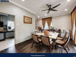 Open Facing : 2 Storey Bungalow Desa Pinggiran Putra Kajang — gambar 9