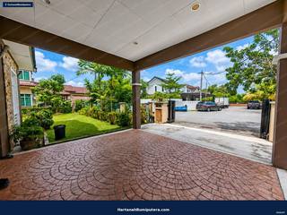 Open Facing : 2 Storey Bungalow Desa Pinggiran Putra Kajang — gambar 3