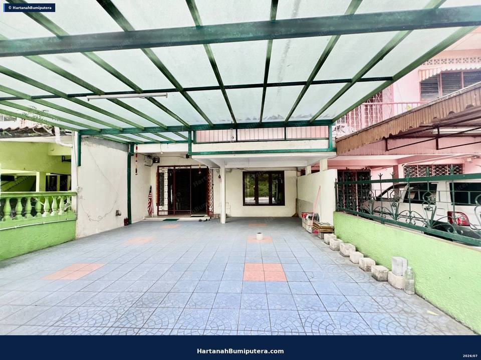 Walking Distance to MRT : 2 storey terrace Taman Hijau Jalan Reko Kajang