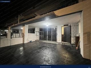Facing lake : 2 Storey Terrace (Type: Arina) @ Serenia City, Sepang — gambar 1