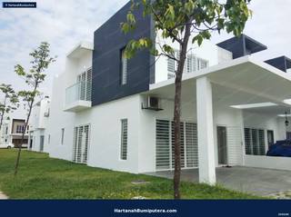 Nice Corner :  2 storey Casa Green Cybersouth — gambar 1