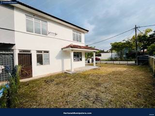Tiles Newly changed : Semi D Double storey cluster with huge land in Taman Putra Perdana — gambar 19