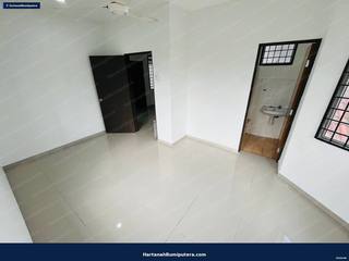 Tiles Newly changed : Semi D Double storey cluster with huge land in Taman Putra Perdana — gambar 9