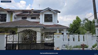 Corner Cantik : 2 Storey terrace Seksyen 4 Bandar Baru Bangi — gambar 1