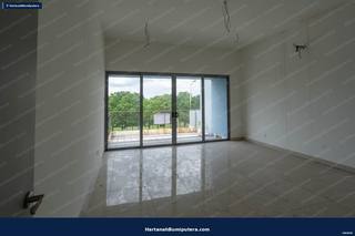 Facing Lake : 2 storey terace D'Island Residence Puchong — gambar 9