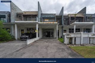 Facing Lake : 2 storey terace D'Island Residence Puchong — gambar 16
