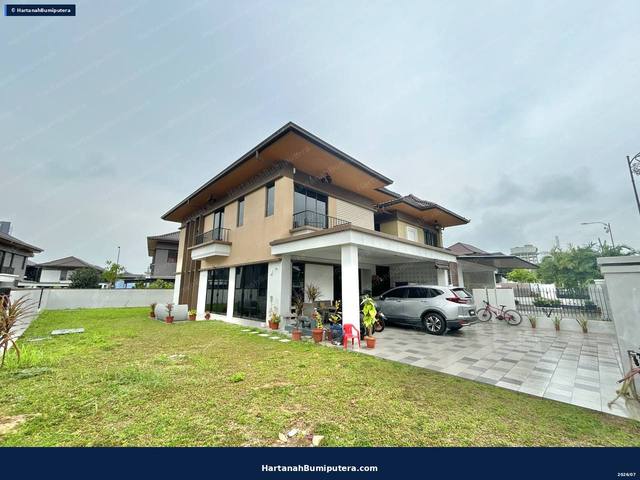 Semi Detached with spacious Land : 2 storey Setia Mayuri Semenyih