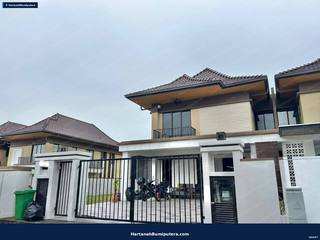 Semi Detached with spacious Land : 2 storey Setia Mayuri Semenyih — gambar 2