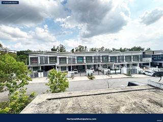 End Lot with huge land : 2 storey terrace Taman Pelangi Semenyih — gambar 17