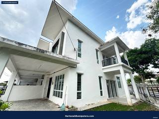 End Lot with huge land : 2 storey terrace Taman Pelangi Semenyih — gambar 5
