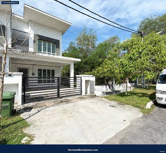 End Lot with huge land : 2 storey terrace Taman Pelangi Semenyih