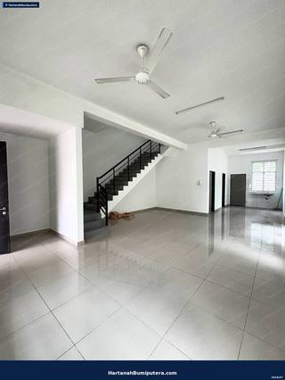 End Lot with huge land : 2 storey terrace Taman Pelangi Semenyih — gambar 25