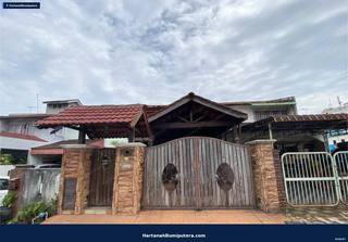 Renovated and Extended : 2 storey terrace Taman Serdang Raya Serdang — gambar 2