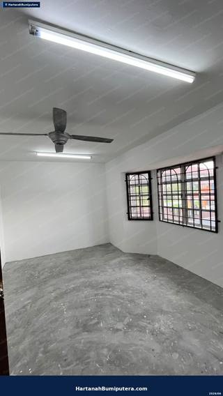 Bigger unit : 2 storey terrace Taman Lestari Putra Seksyen 5 — gambar 11