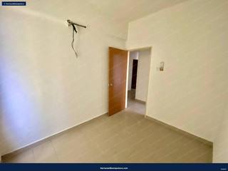 Low Level Facing Swimming Pool : Desaria Villa Condominium, Kampung Pulau Meranti, Puchong — gambar 15
