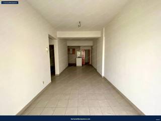 Low Level Facing Swimming Pool : Desaria Villa Condominium, Kampung Pulau Meranti, Puchong — gambar 3