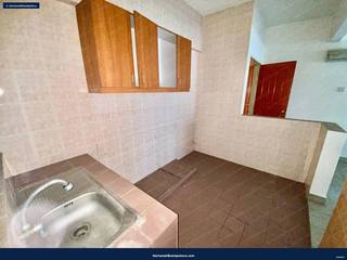 Low Level Facing Swimming Pool : Desaria Villa Condominium, Kampung Pulau Meranti, Puchong — gambar 7