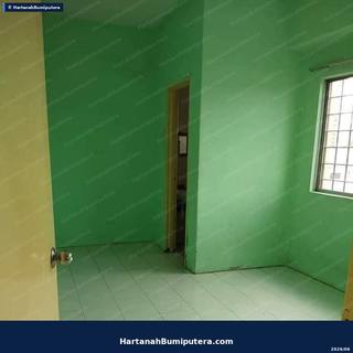 Next to MRT : Pangsapuri Putra Ria Taman Pinggiran Putra Seri Kembangan — gambar 3
