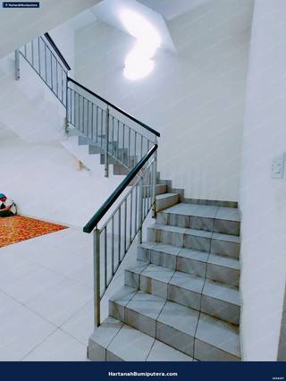 3 Storey Terrace Near UKM Komuter station : Taman Aman Permai Kajang — gambar 4
