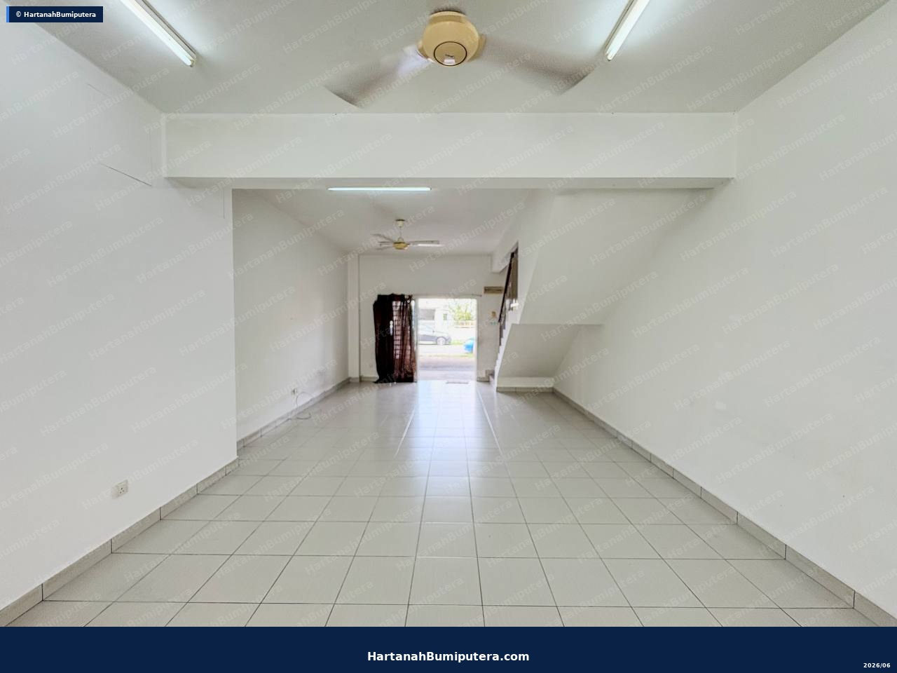 Facing Open : 2 storey terrace Bandar Rinching Semenyih — gambar 6