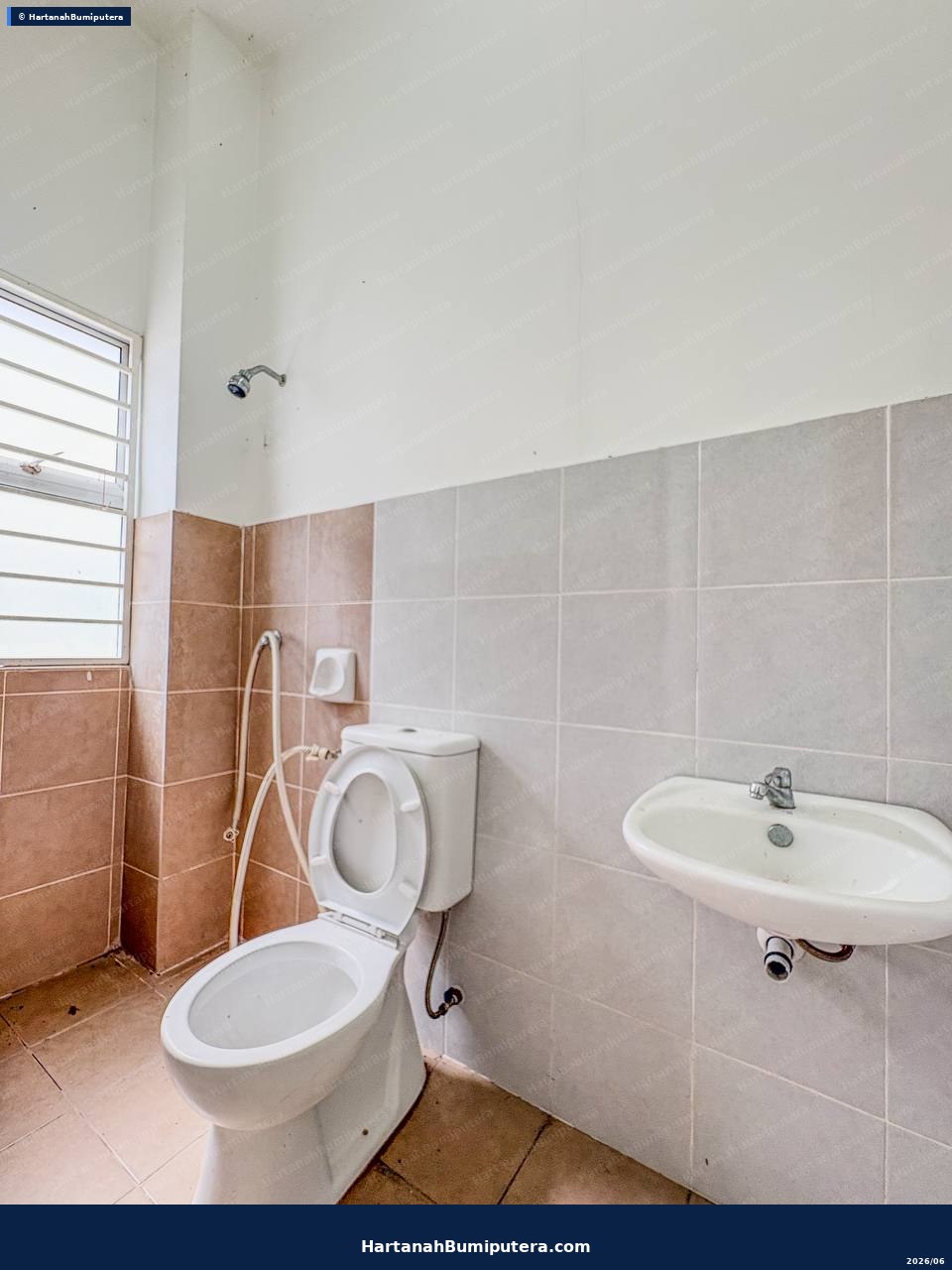 Facing Open : 2 storey terrace Bandar Rinching Semenyih — gambar 12