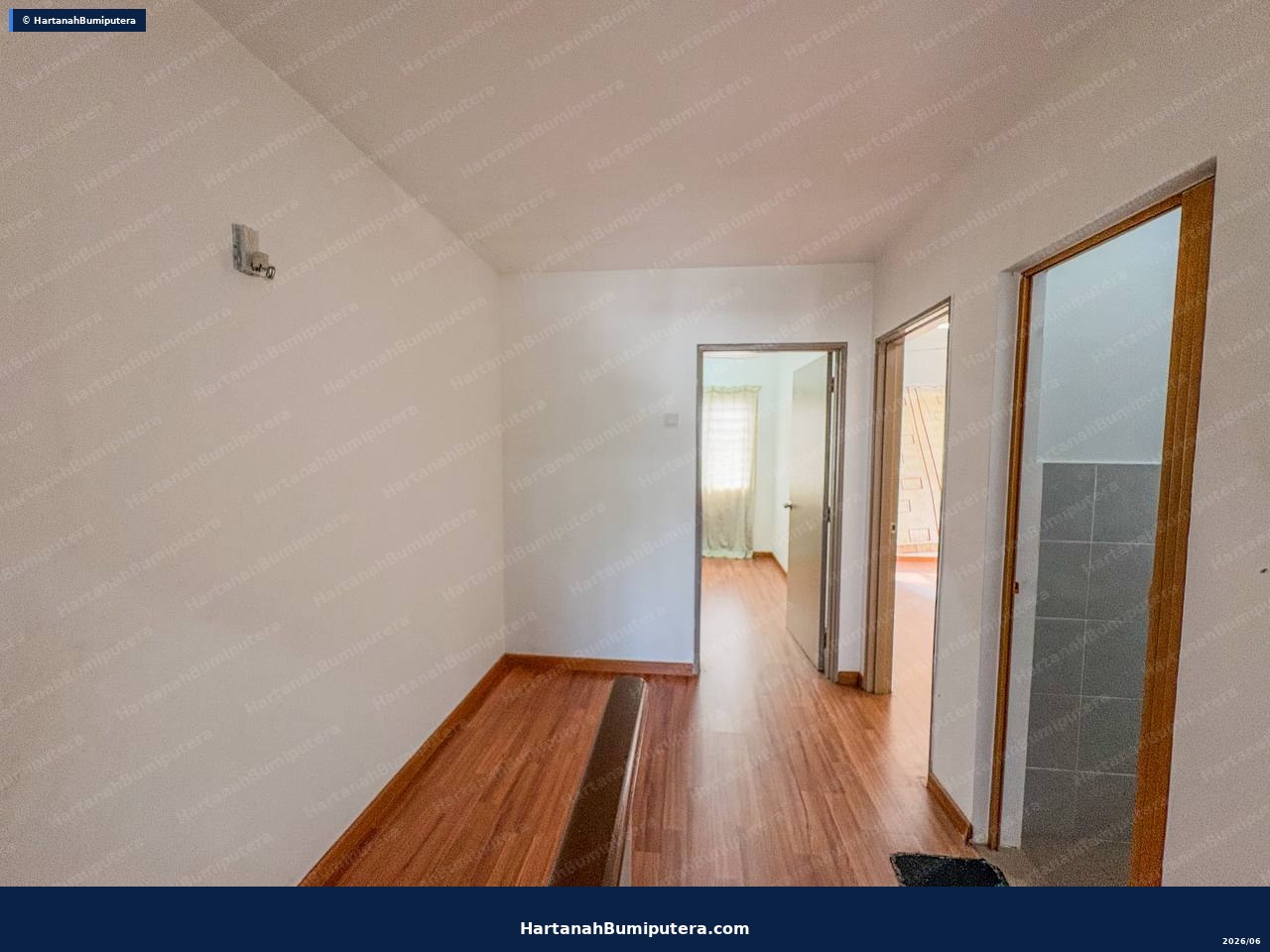 Facing Open : 2 storey terrace Bandar Rinching Semenyih — gambar 13