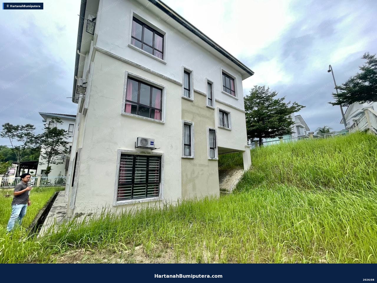 Bigger unit Bungalow : 2.5 Storey Bungalow, Saujana Villa, Taman Prima Saujana, Kajang — gambar 11
