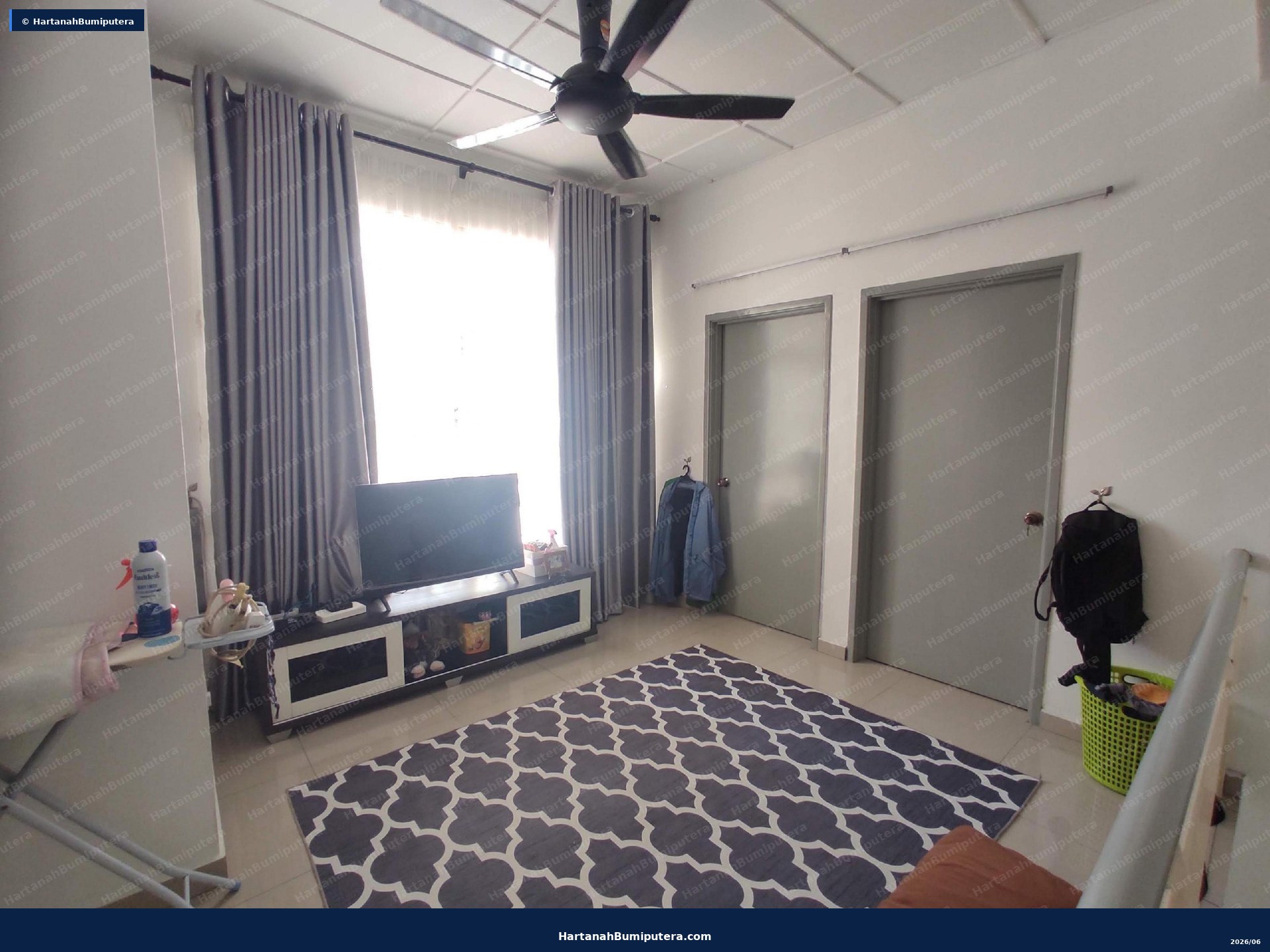 Gated and Guarded : 2 storey Semi D Bandar Seri Putra Bangi — gambar 4