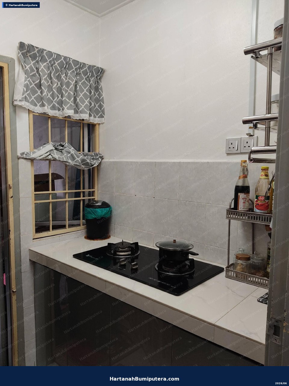 Gated and Guarded : 2 storey Semi D Bandar Seri Putra Bangi — gambar 15