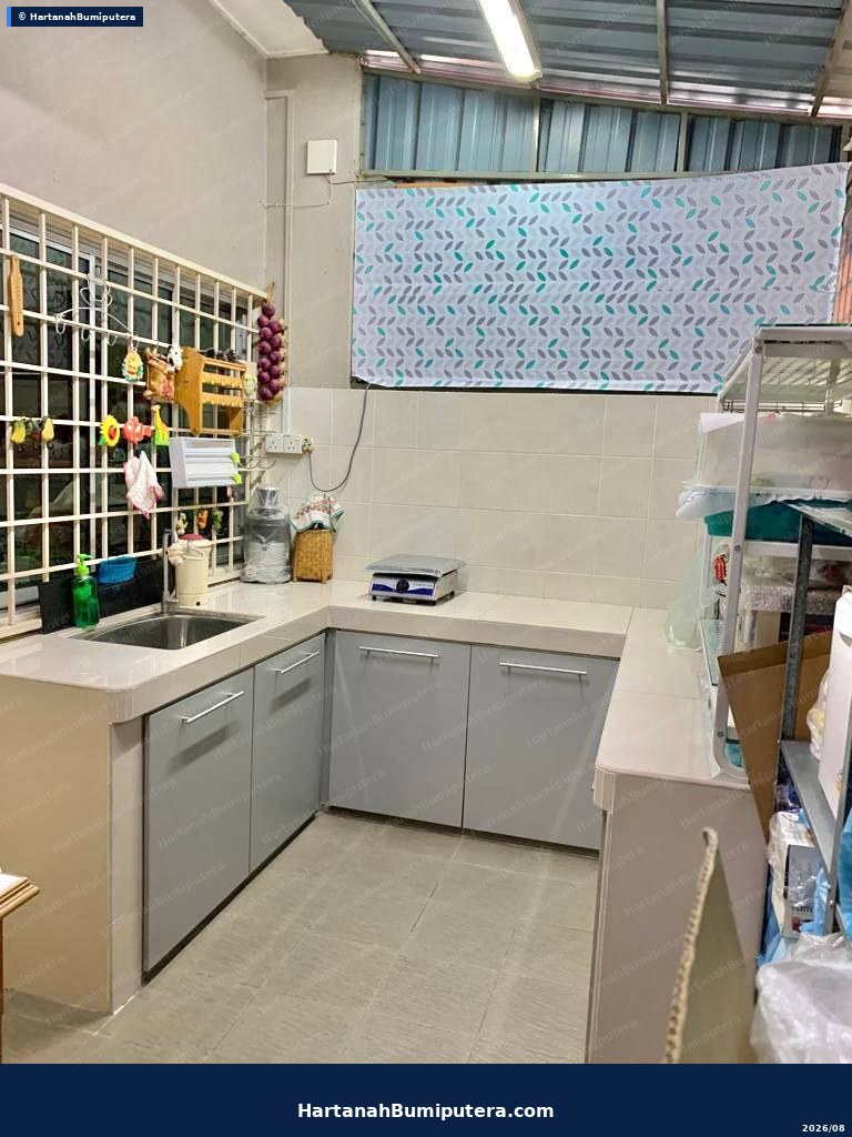 Facing Playground : 2 storey Taman Bukit Emas Seri Kembangan — gambar 12
