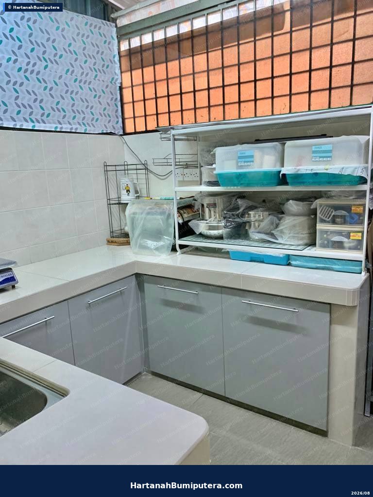 Facing Playground : 2 storey Taman Bukit Emas Seri Kembangan — gambar 13