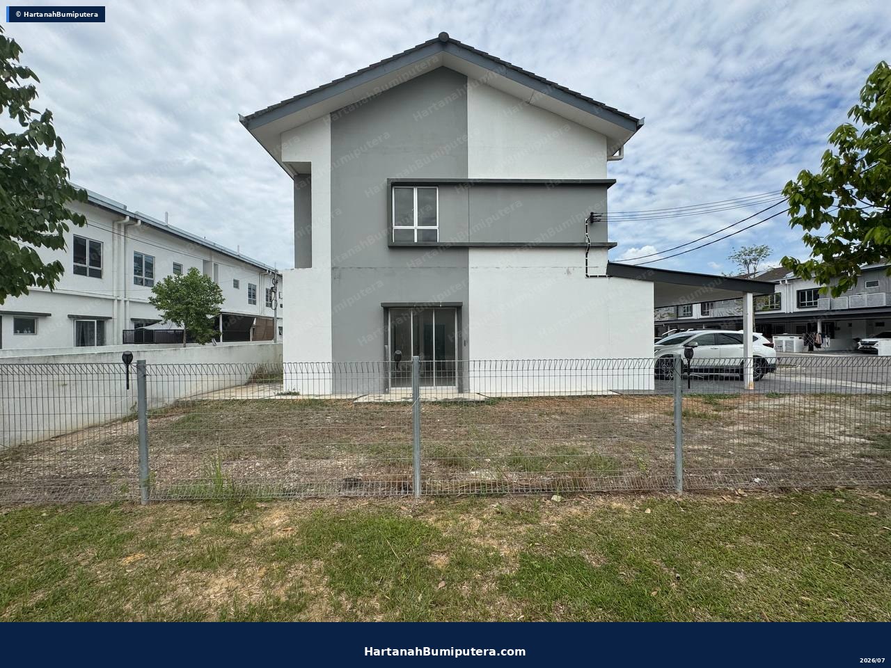 Corner Lot new Bare Unit : 2 storey terrace Kita Bayu Cybersouth — gambar 11