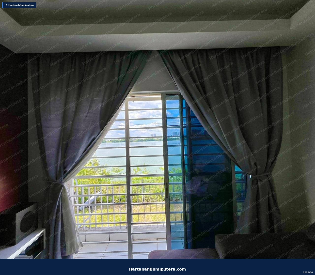 Facing Lake : The Lake Residence Taman Putra Perdana — gambar 3
