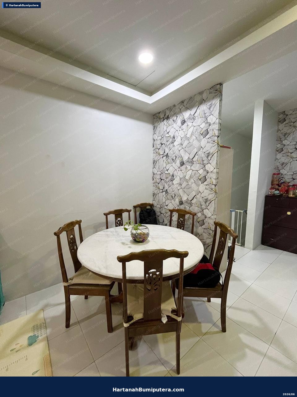 Facing Lake : The Lake Residence Taman Putra Perdana — gambar 9