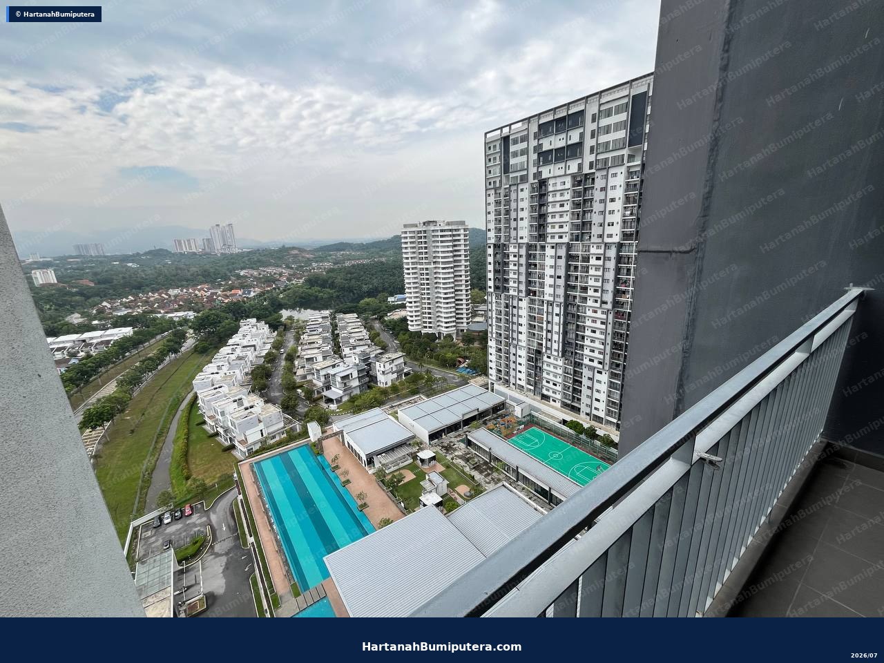 Swimming Pool View : Residensi Lili, Taman Bucida Hijauan, Persiaran Perdana Nilai — gambar 3