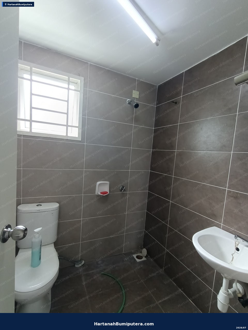 Double Storey Semi-Detached House Taman Desiran Bayu, Puchong, Selangor — gambar 6