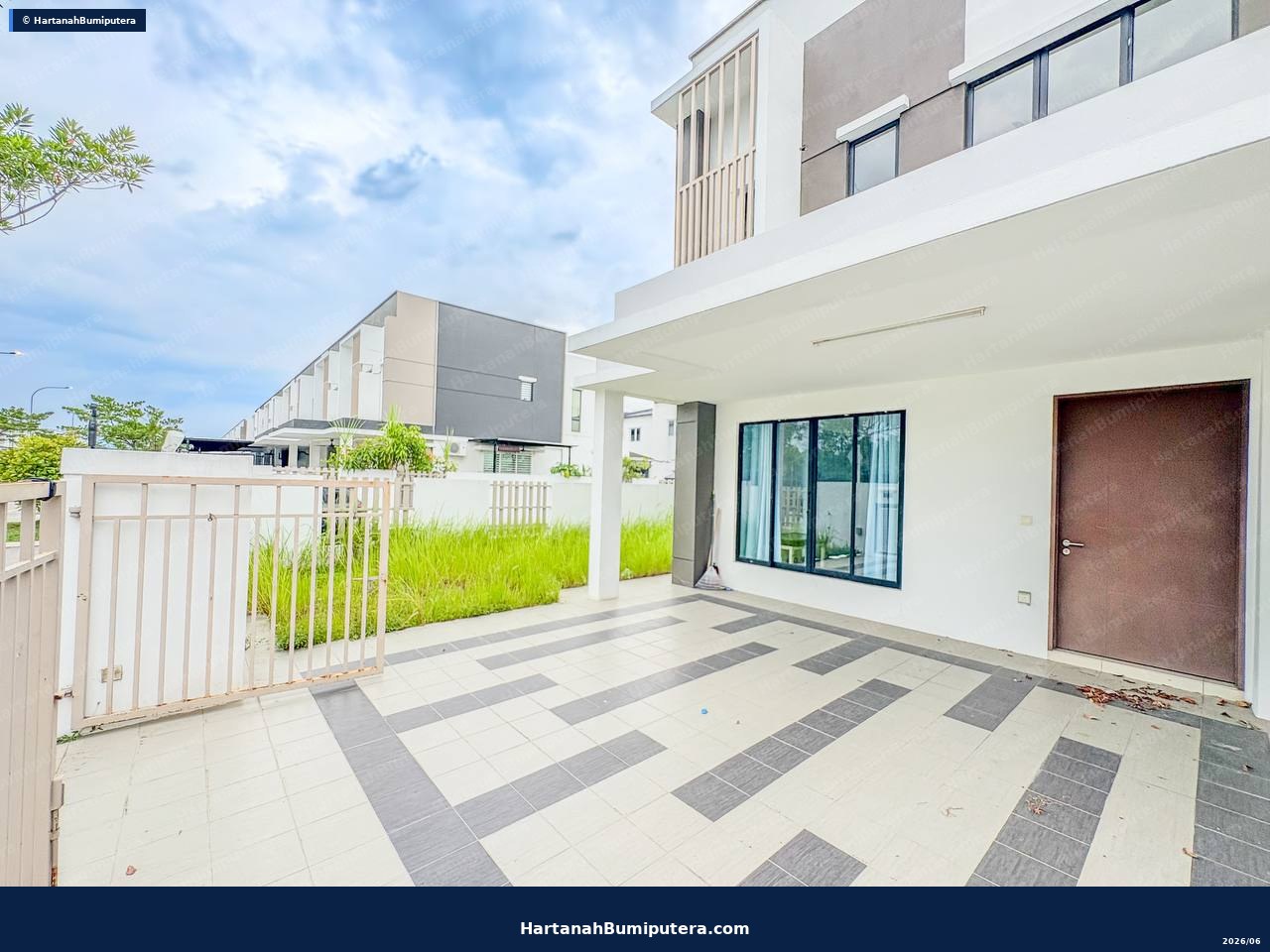 End Lot Like Semi D : 2 storey terrace Aronia Setia Ecohill 2 Semenyih — gambar 3
