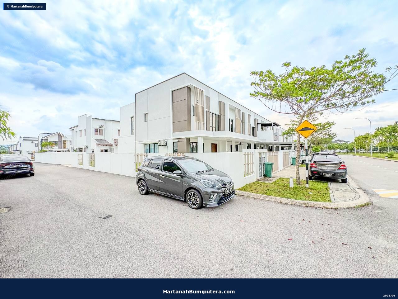 End Lot Like Semi D : 2 storey terrace Aronia Setia Ecohill 2 Semenyih — gambar 5