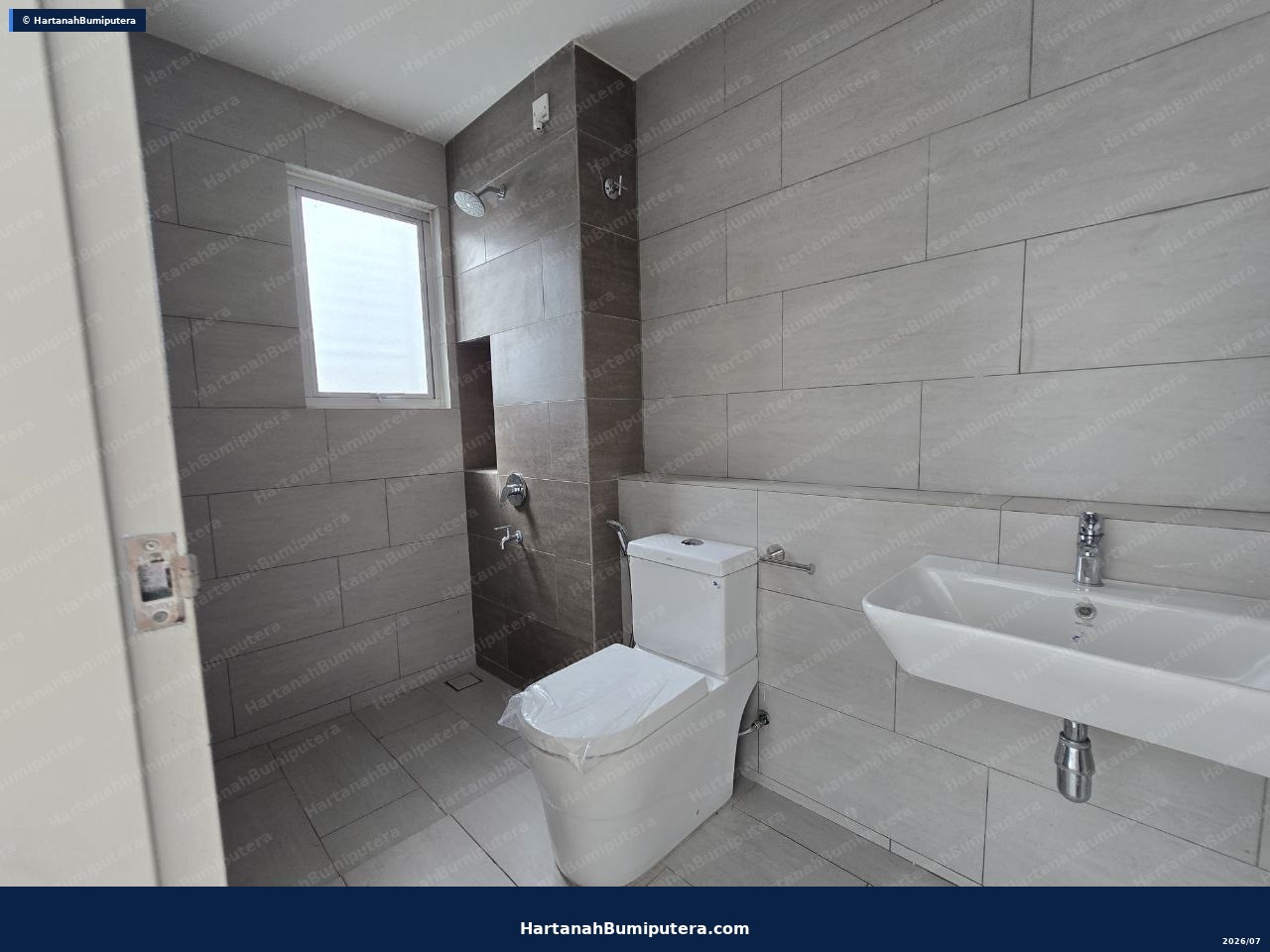Bare Unit Size Besar :  Double Storey Terrace Serene Heights Type Verna, Bangi — gambar 14