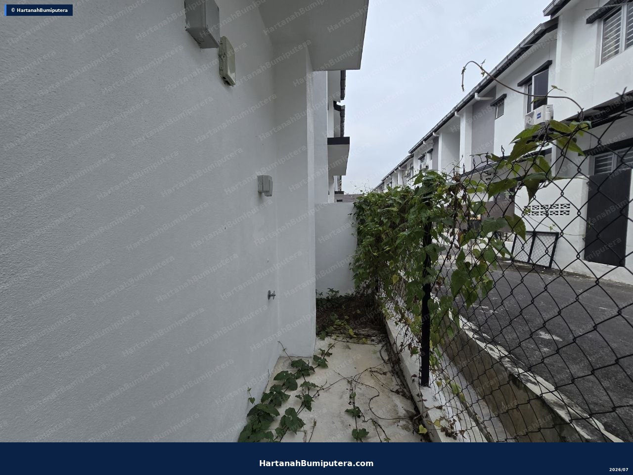Bare Unit Size Besar :  Double Storey Terrace Serene Heights Type Verna, Bangi — gambar 9