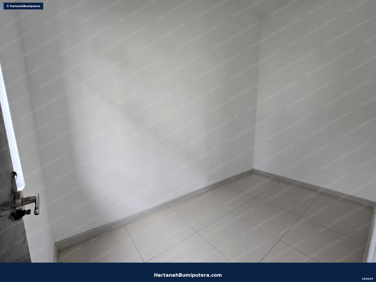 Bare Unit Size Besar :  Double Storey Terrace Serene Heights Type Verna, Bangi — gambar 10