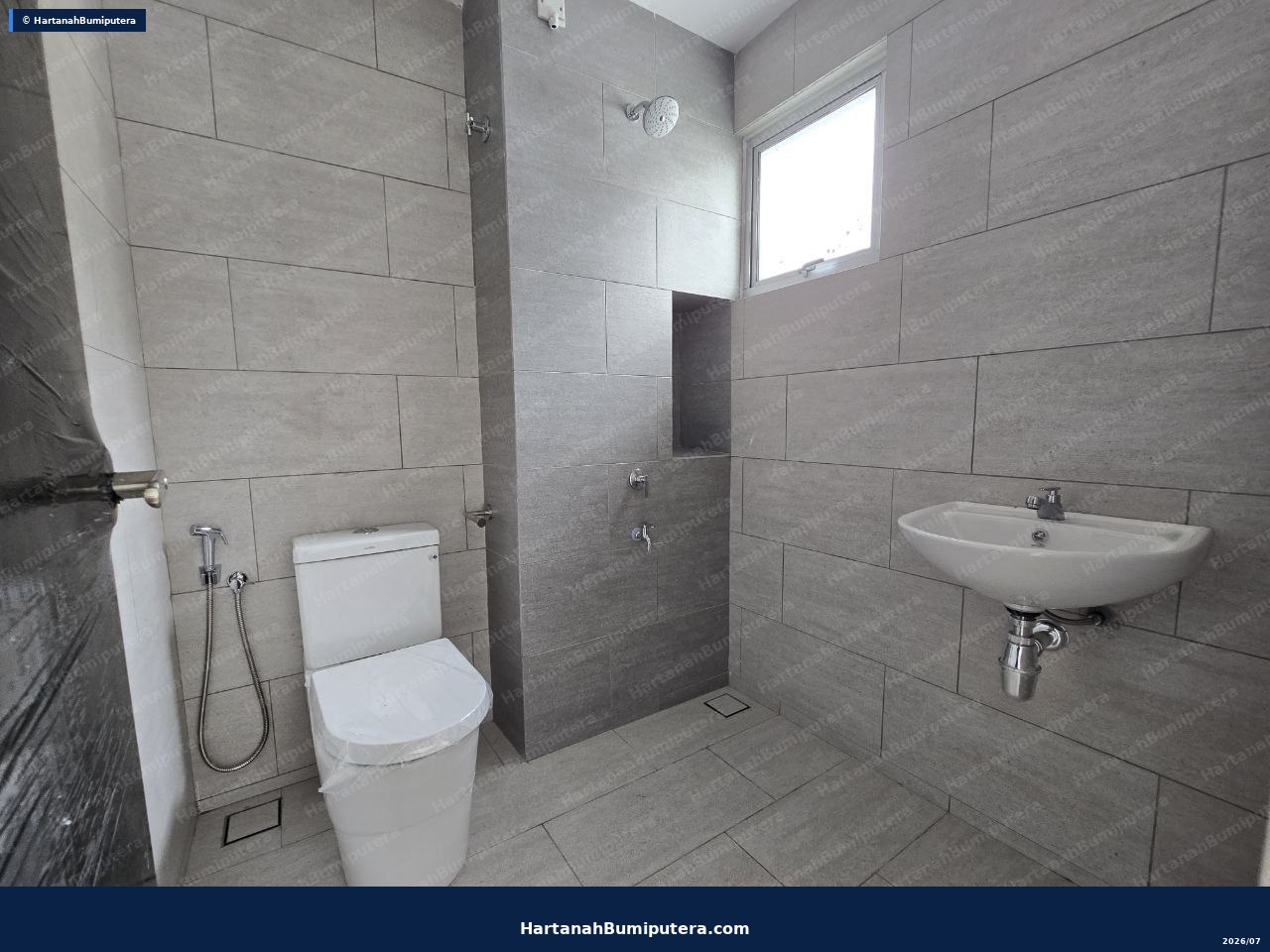 Bare Unit Size Besar :  Double Storey Terrace Serene Heights Type Verna, Bangi — gambar 18