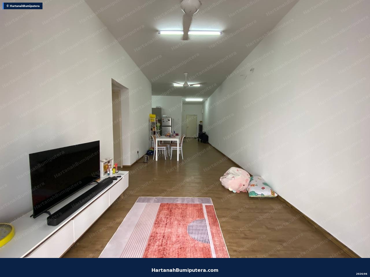 Unit with 3 parking : Lakefront Home Cyberjaya — gambar 8