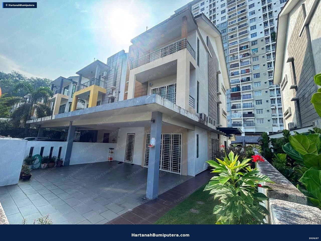 Freehold : Semi D Three Storey Taman Saujana Suria Kajang — gambar 5