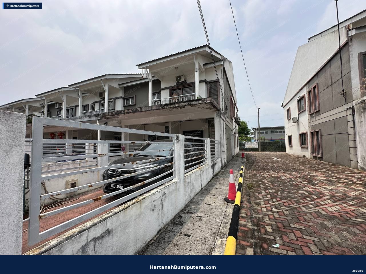 End Lot Fully Furnished : The Lake Residence Taman Putra Perdana — gambar 2