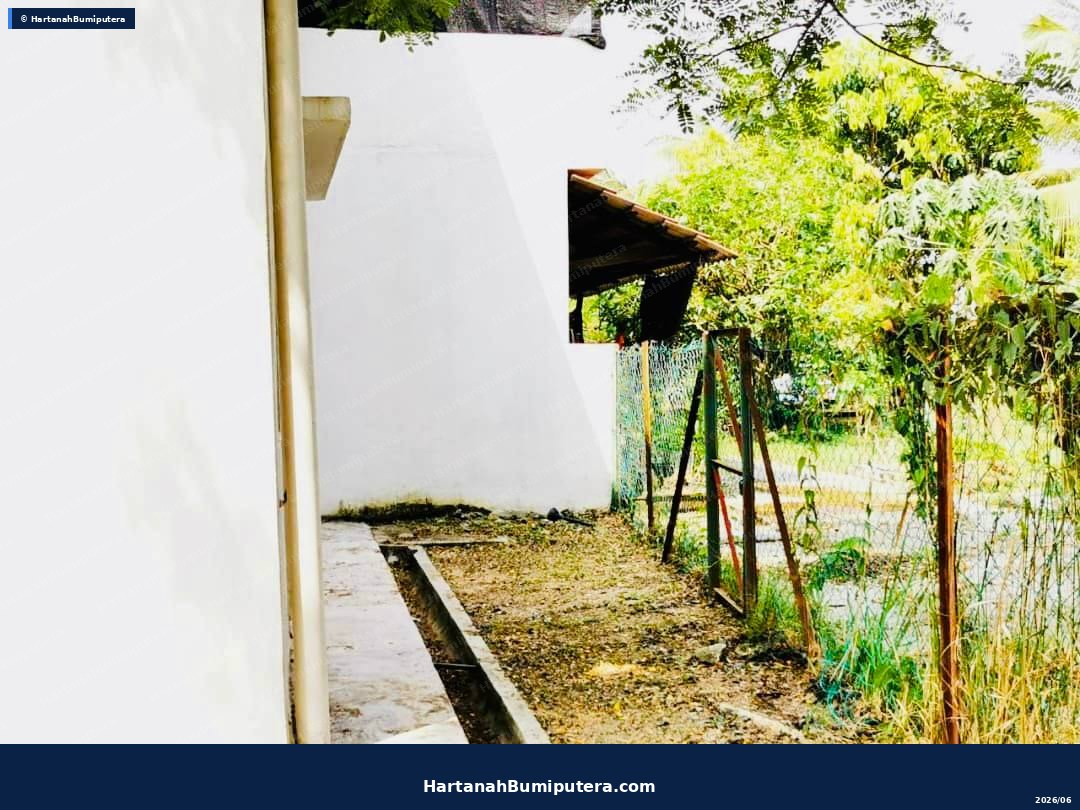 Next to Cyberjaya : 2.5 Storey terrace End Lot Taman Amanputra Puchong — gambar 6