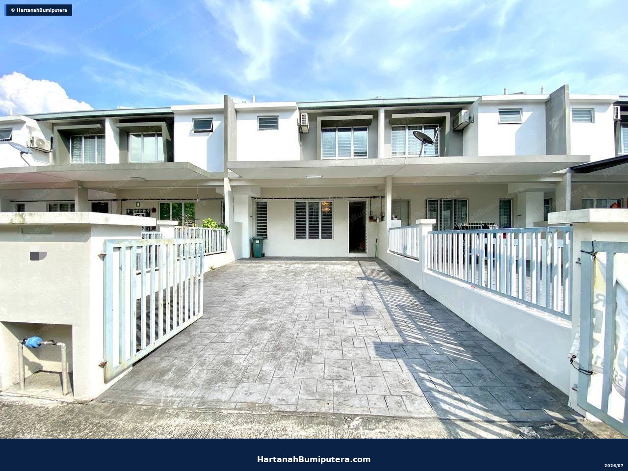 Nice unit : 2  storey terrace Garden Villa Taman Tasik Semenyih