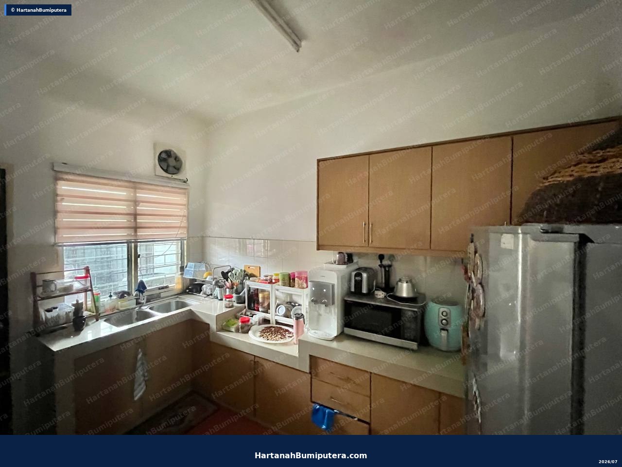 Facing Playground : 2 storey terrace Lestari Perdana Seri Kembangan — gambar 15